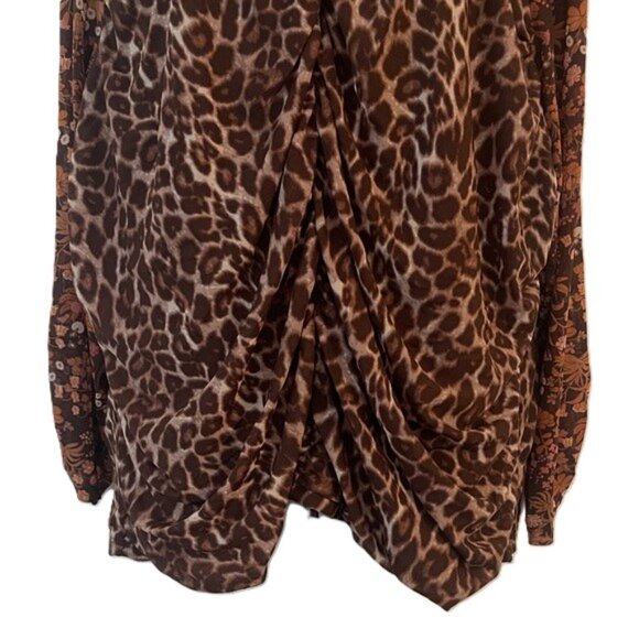 Cato Leopard Print Floral Sleeve Twist Front Cutout Tunic Top Women's, 28W - Picture 3 of 4